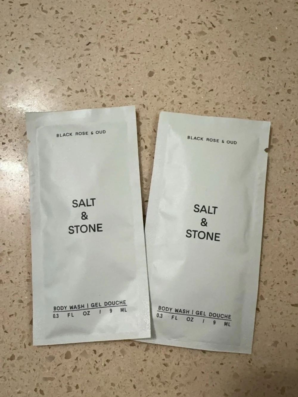 2X Body Wash Black Rose & Oud  Salt Stone 9ml*2